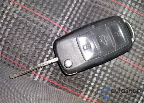 2009 Volkswagen Gti 2-Door z USA, uszkodzony, nr VIN WVWFD71K09W052780